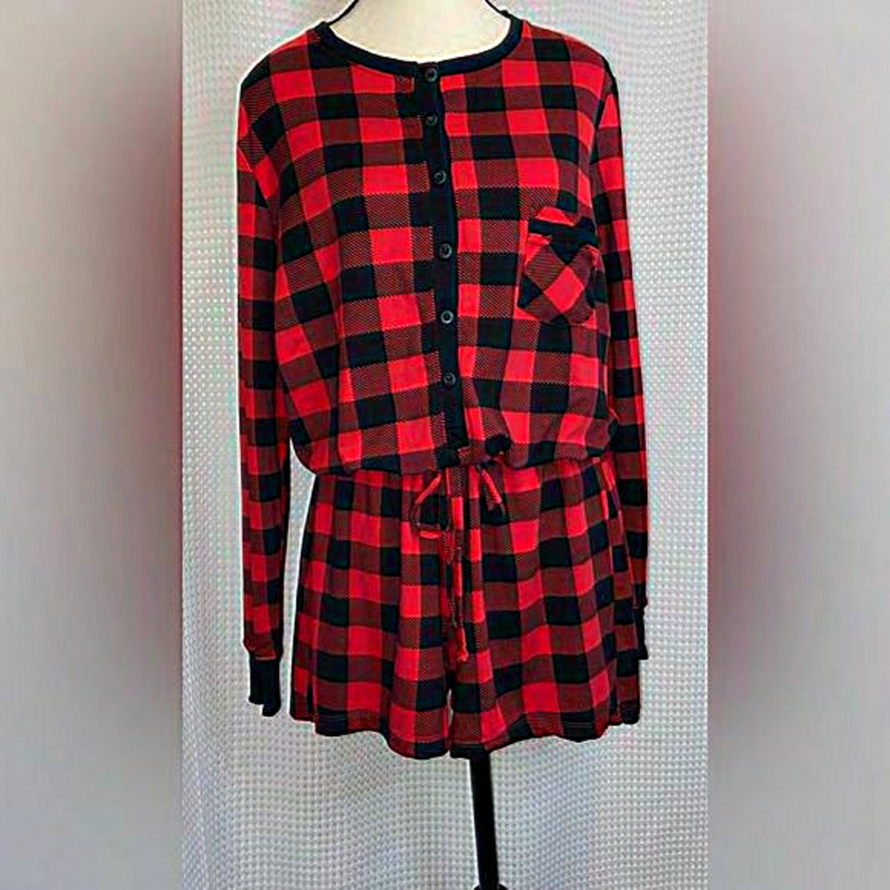 La Vie en‎ Rose checks pyjamas romper size medium